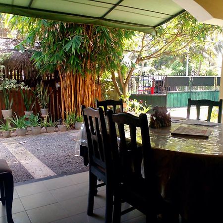 Steur Villa Negombo Exteriör bild